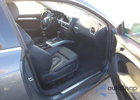 2012 Audi A5 2.0T Premium z USA, uszkodzony, nr VIN WAULFAFR0CA005105